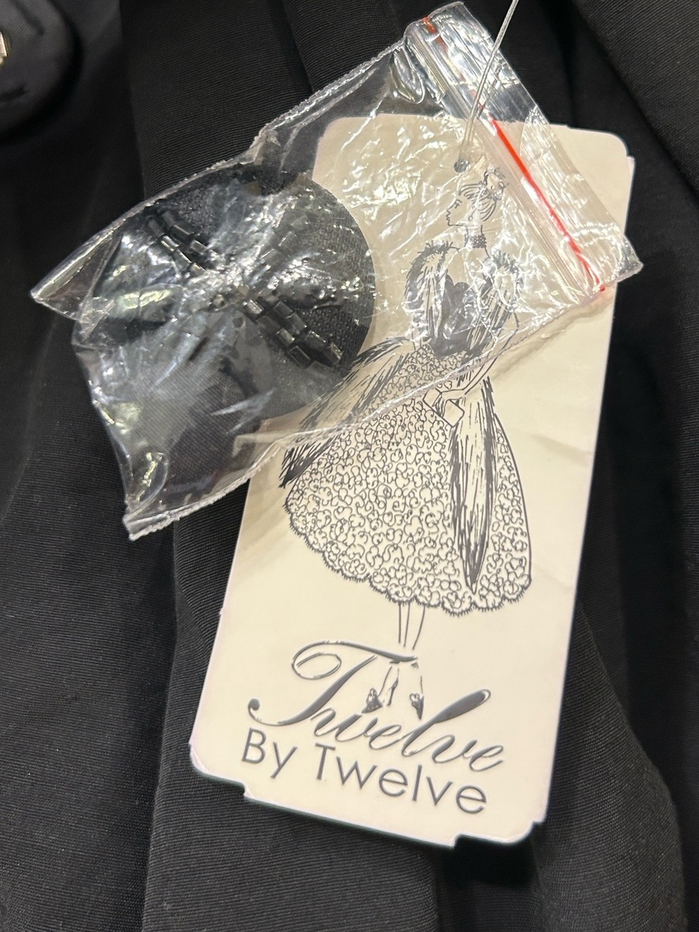 Twelve by Twelve Los Angeles Avant-Garde Mini Bubble Hem Coat Black Size Medium - Picture 9 of 10